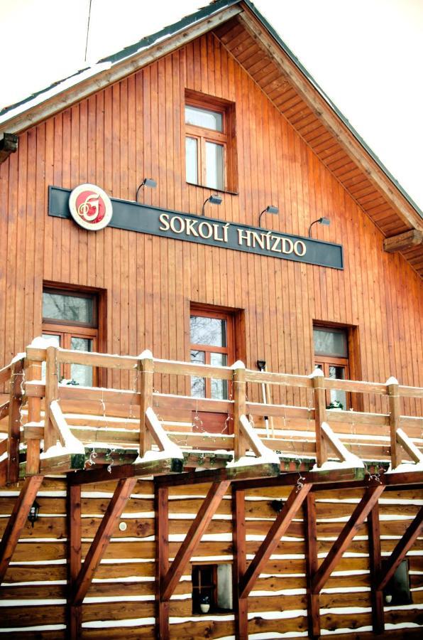 Hotel Sokoli Hnizdo à Hlaska Extérieur photo