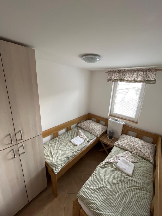 Hotel Sokoli Hnizdo à Hlaska Extérieur photo